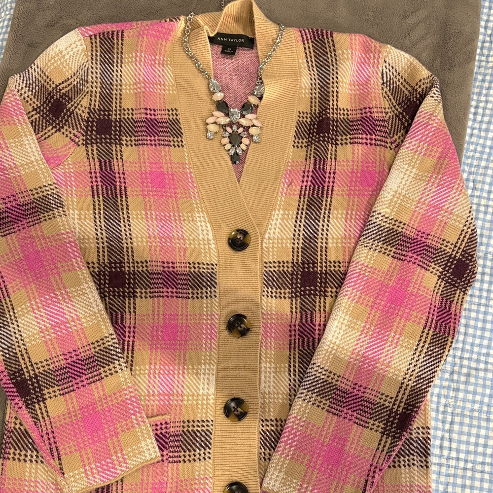 Ann Taylor Ribbed Cardigan in Beige and Pink